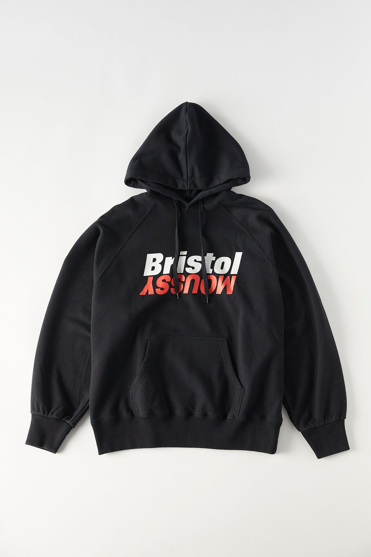 MOUSSY BRISTOL KYNE BIG トレーナー スウェット 白 ホワイト マウジー ブリストル キネ moussy × bristol kyne big TEE 黒 極美品 19SS FCRB × MOUSSY