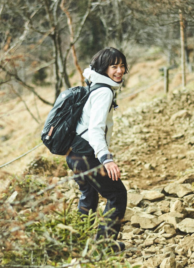 小松菜奈と山登り。