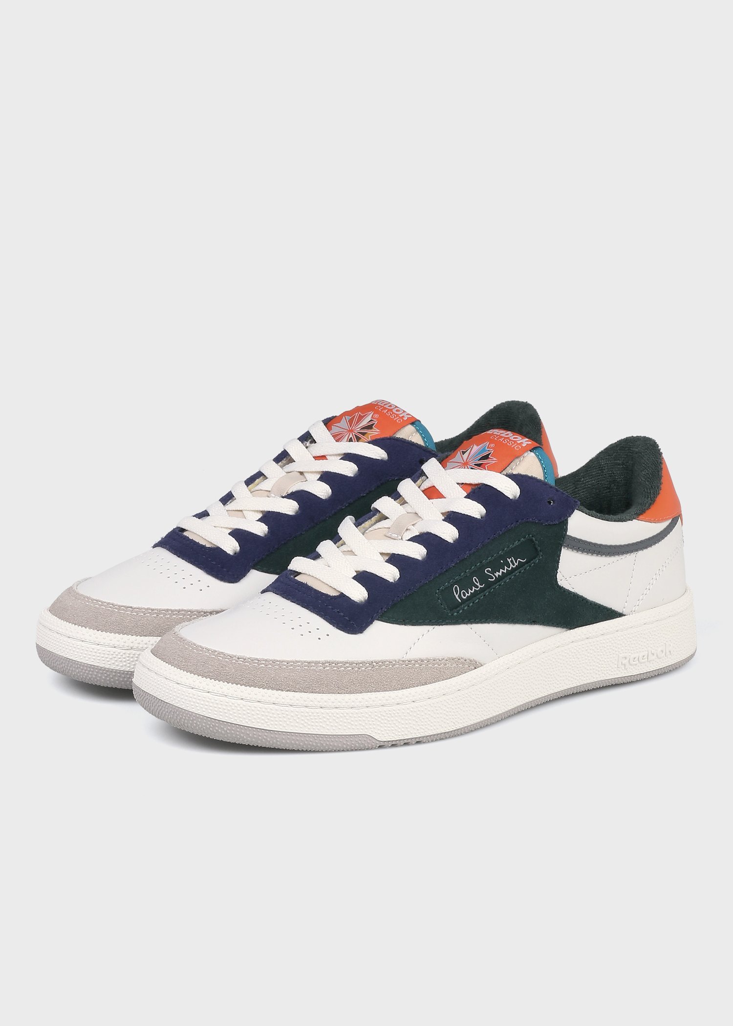 クラシカルなテニスシューズをアップデートしたPaul Smith × Reebokの 