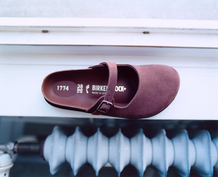 BIRKENSTOCK 1774より秋の新作がお目見え。アーカイブからメリージェーン「Maria Suede」が復刻しました。