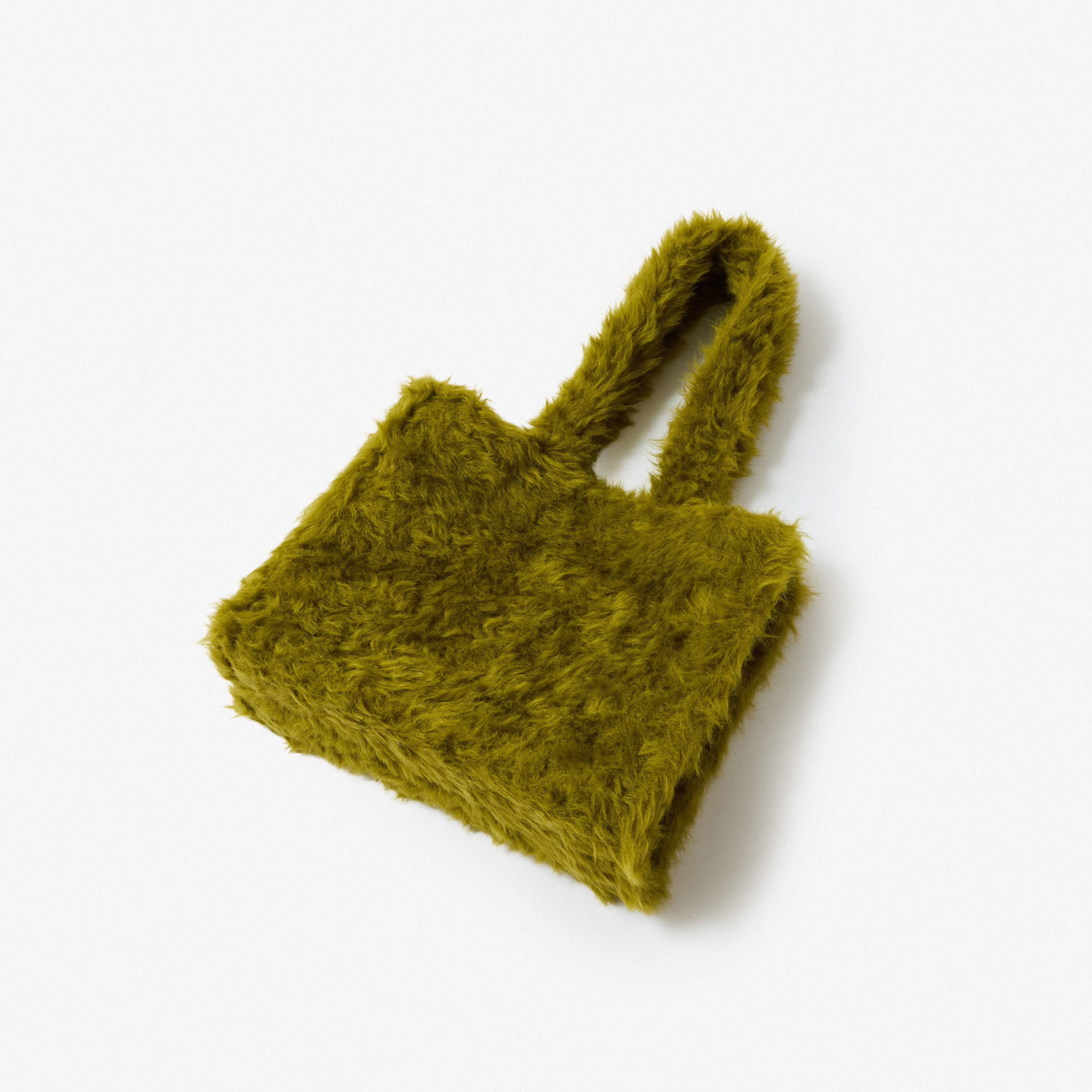 カンペールラボのバッグ