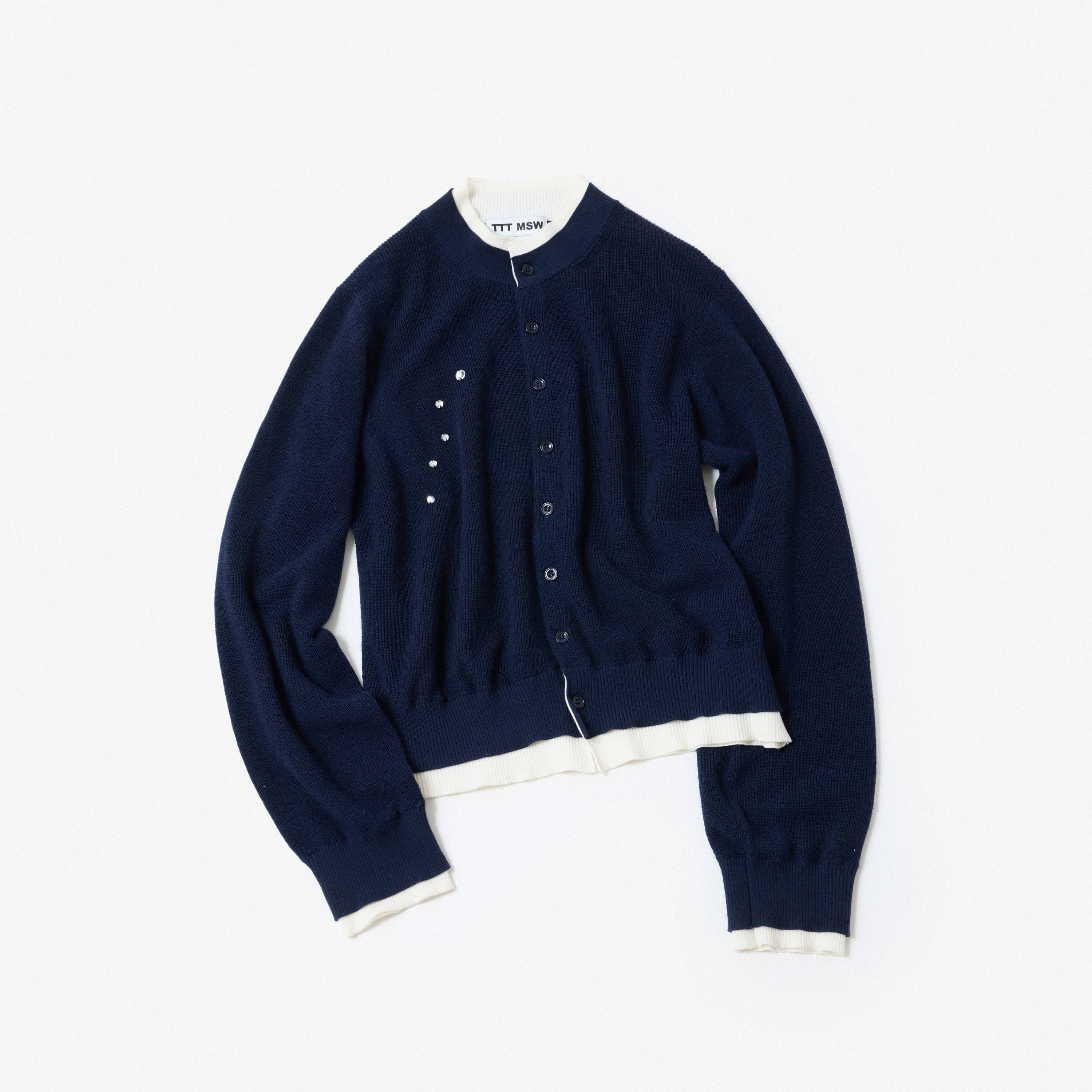 ティーのカーディガン