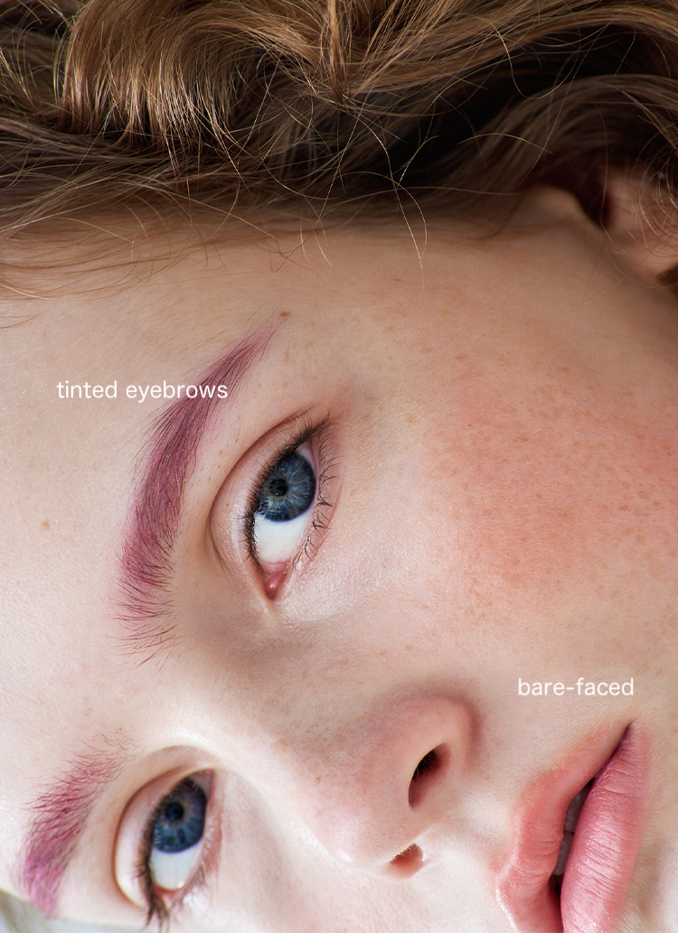 “ひと足先いく抜け感メイク、<br class="sp">カラーブロウで” 編