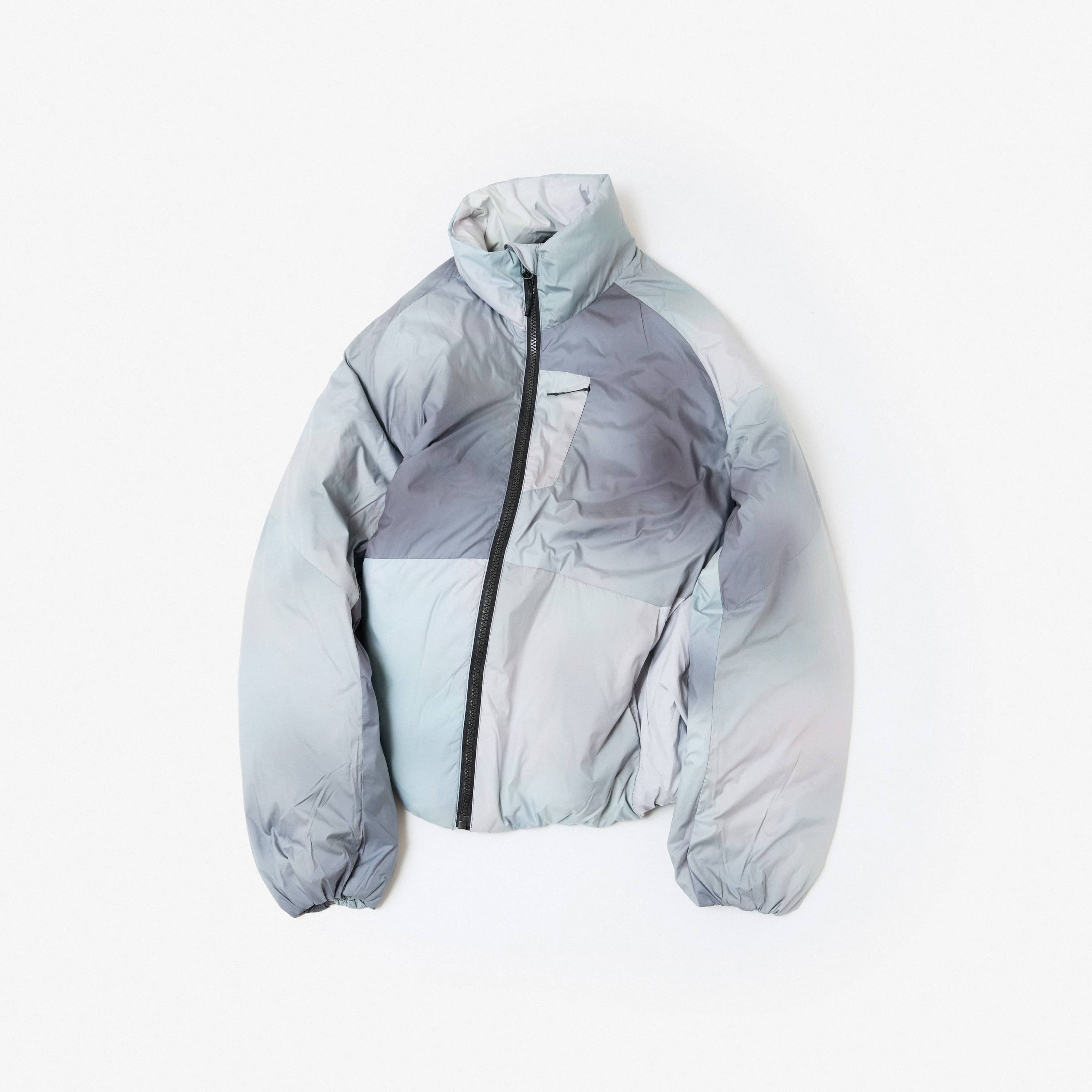 タイオン × バルのダウンジャケット