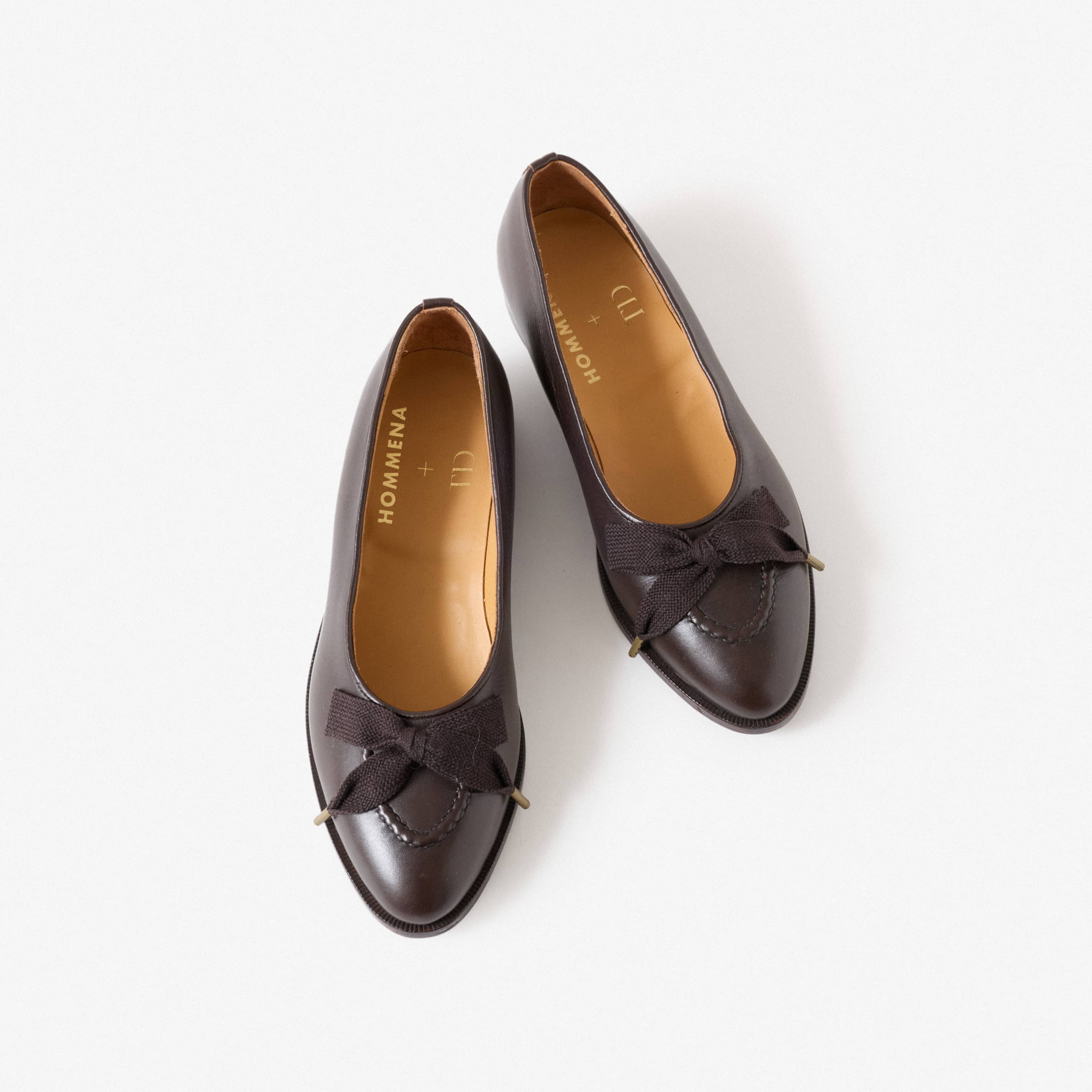 オムナのローファー