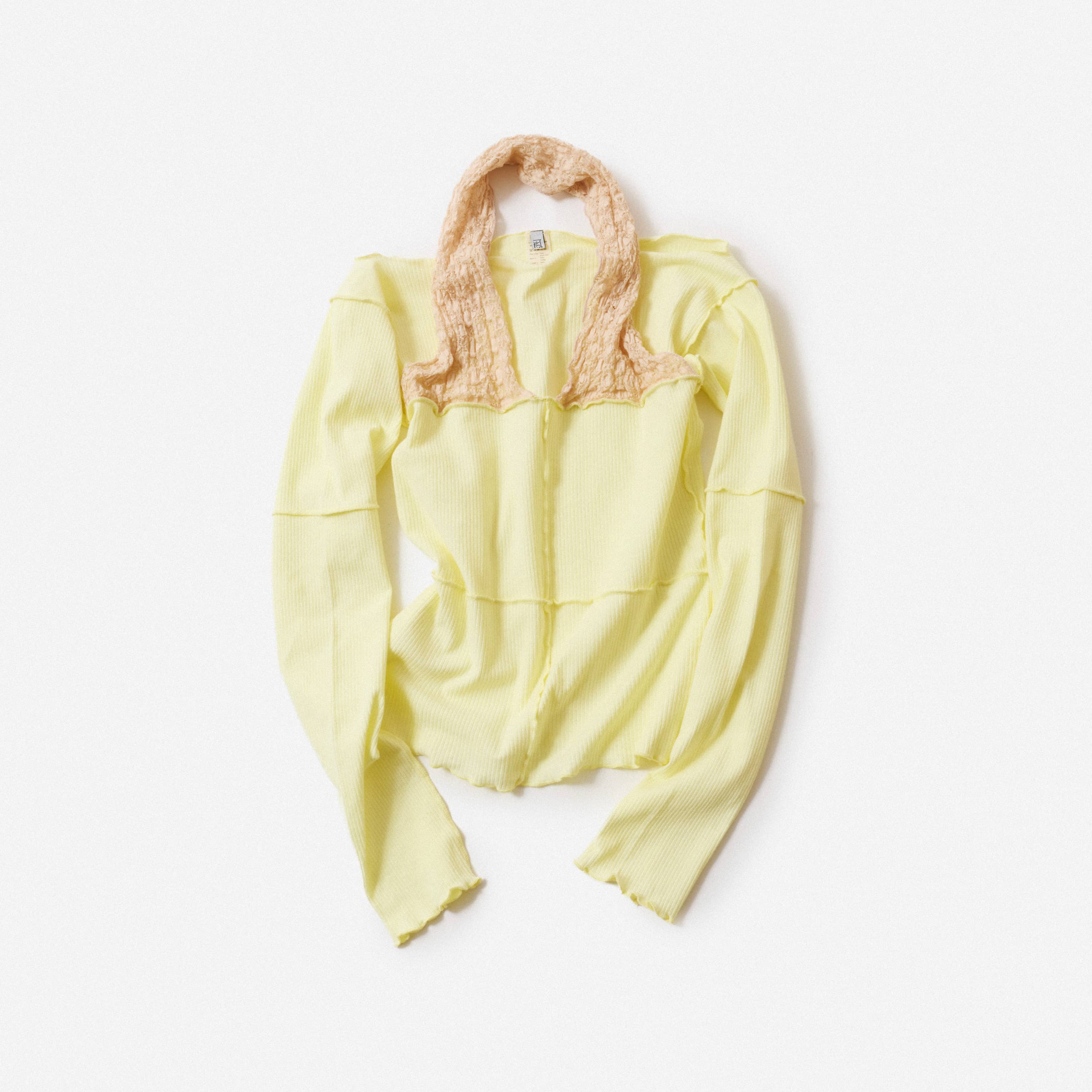 ベースレンジのトップス