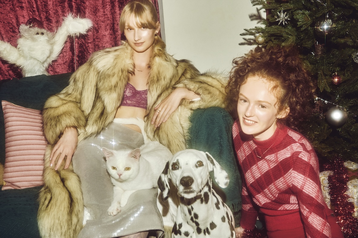 eteの心躍るホリデーコレクションがお目見え。ムードを高めるきらめきを宿したジュエリーたち。