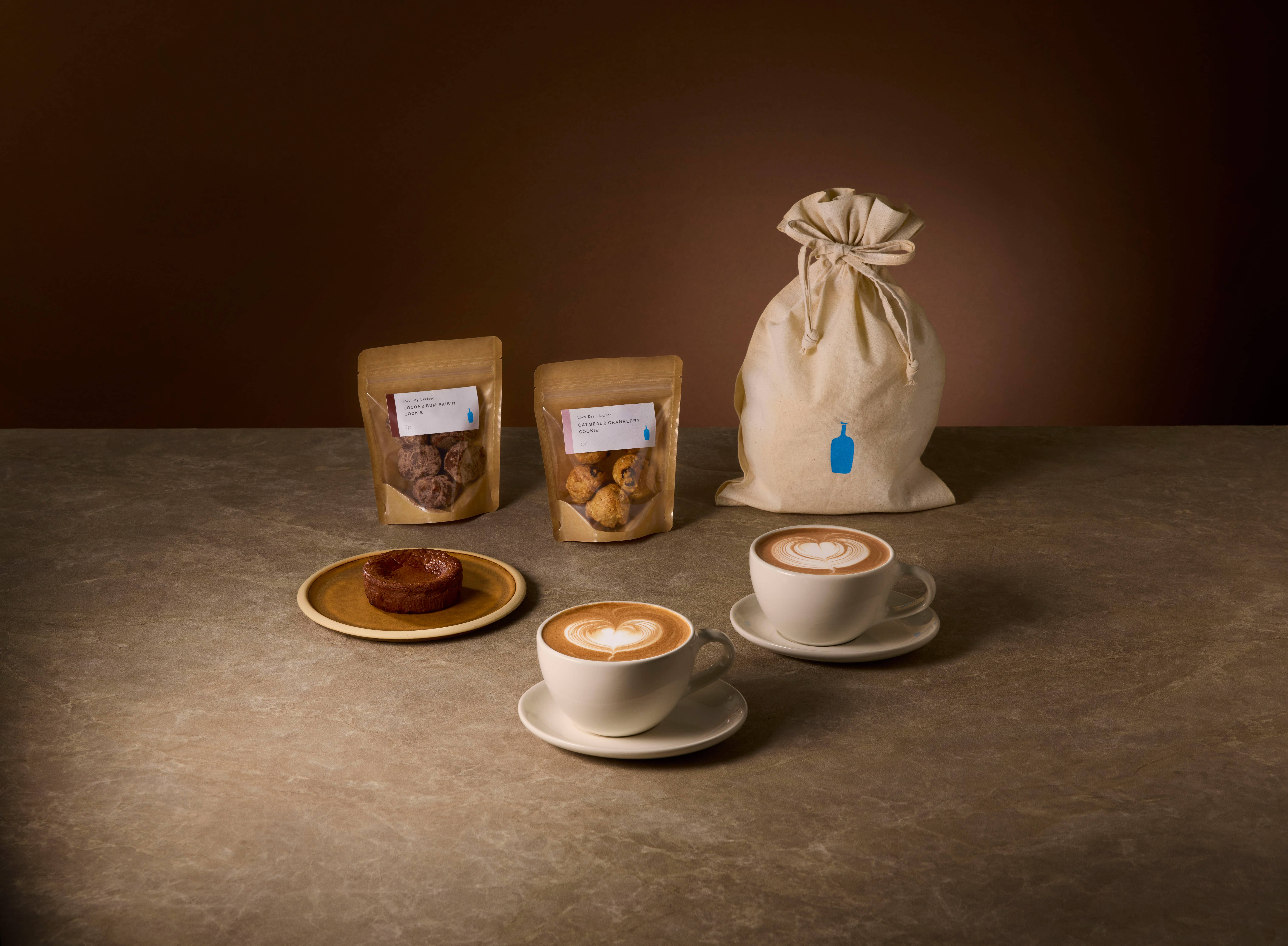 今年のバレンタインは、Blue Bottle Coffeeで特別なモカとスイーツを。