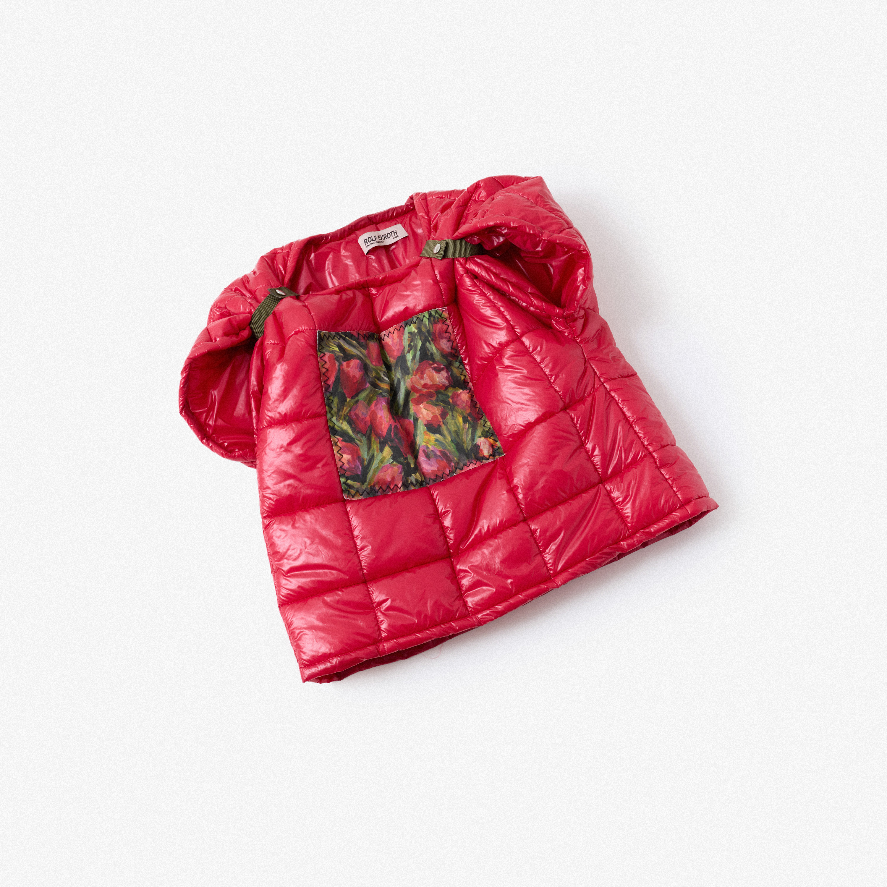 ロルフ エクロスのパデッドTシャツ