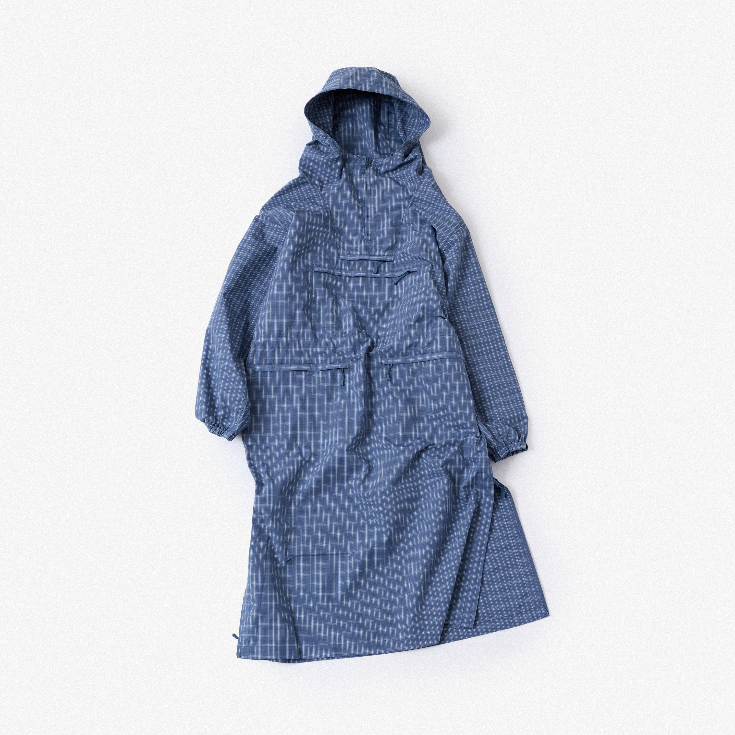 ダイワ ピアサーティナインのアノラックドレス