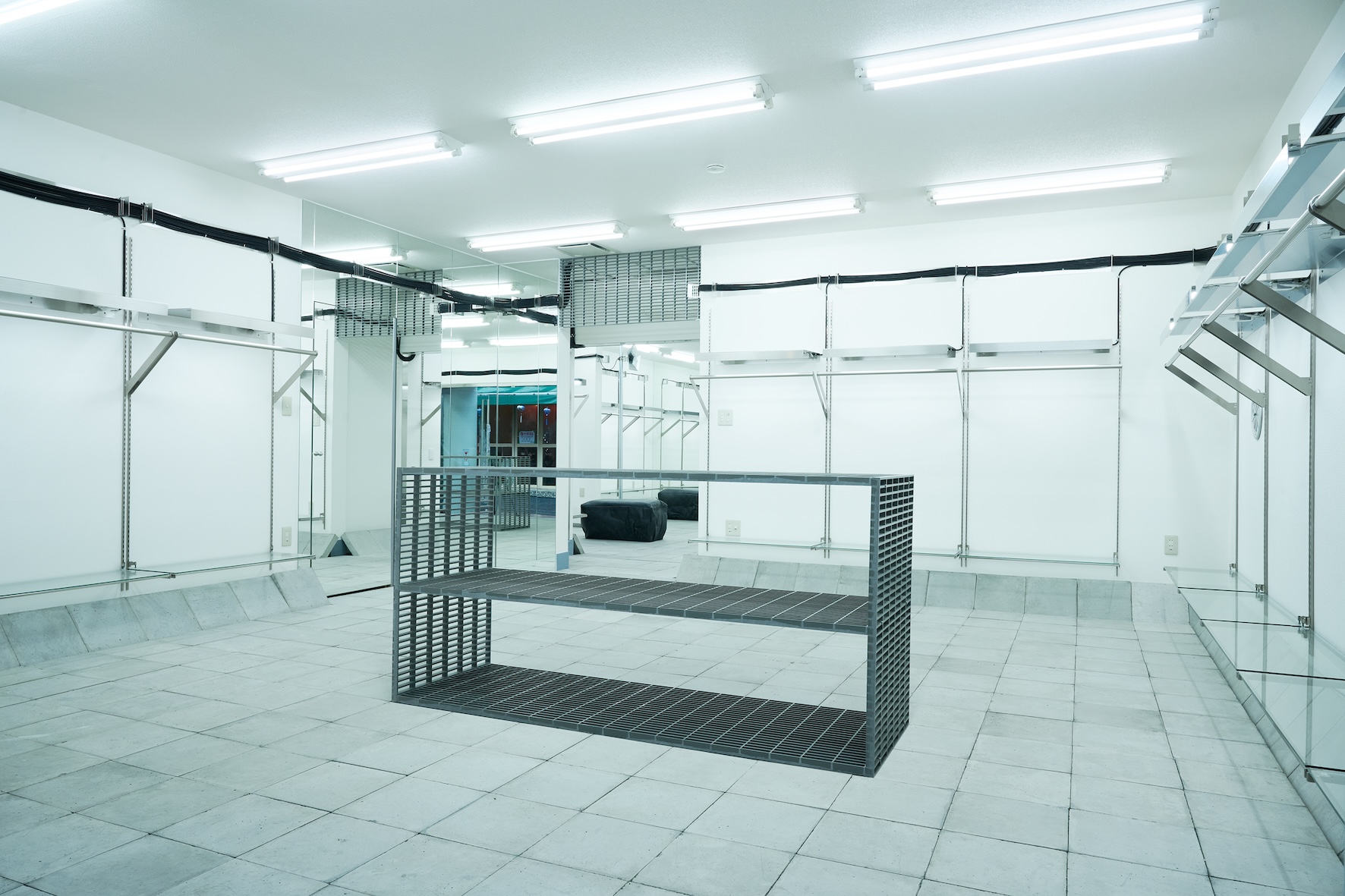 静岡発のセレクトショップ「PNG STORE」が東京初進出。新進気鋭のブランドが勢揃い。