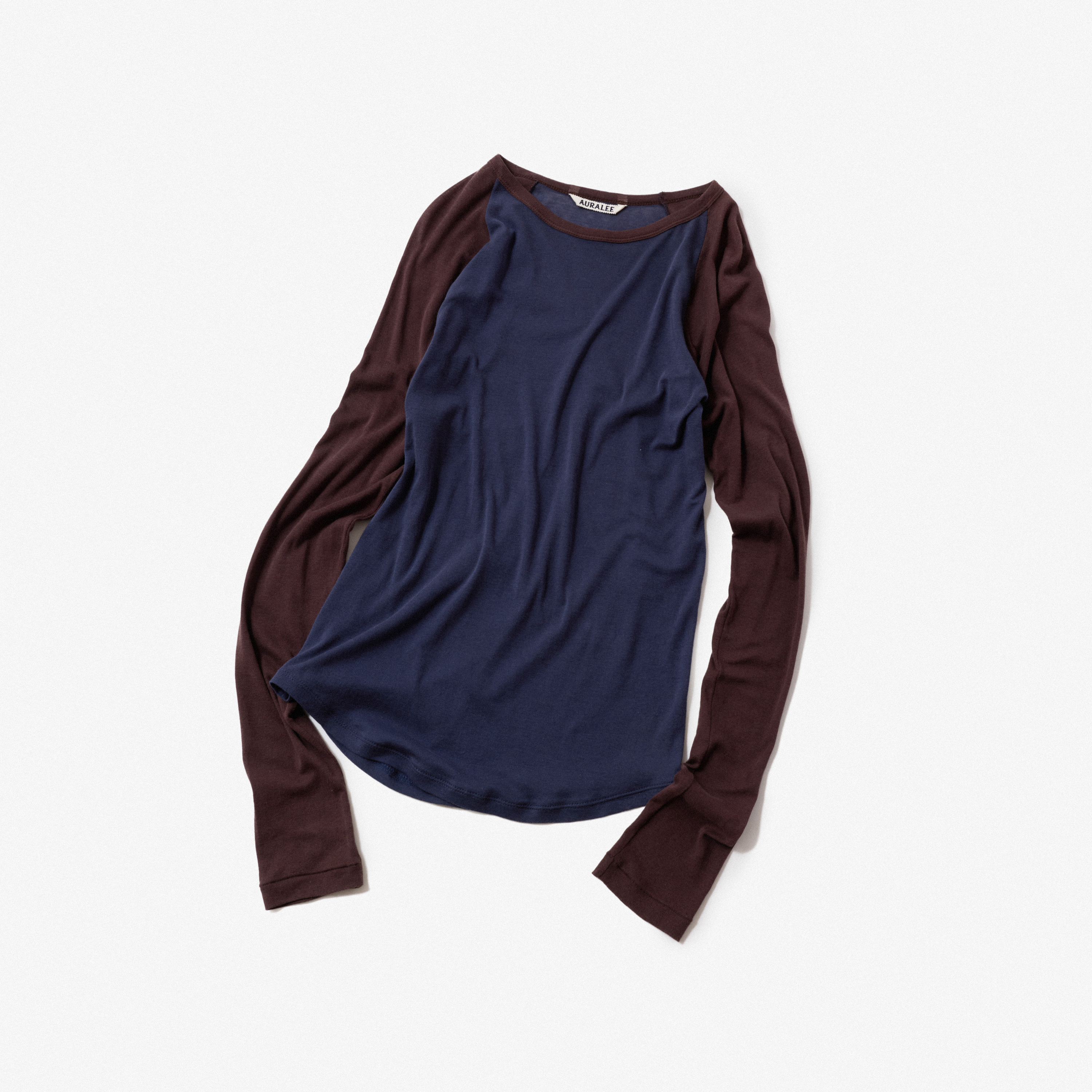 オーラリーのラグラン