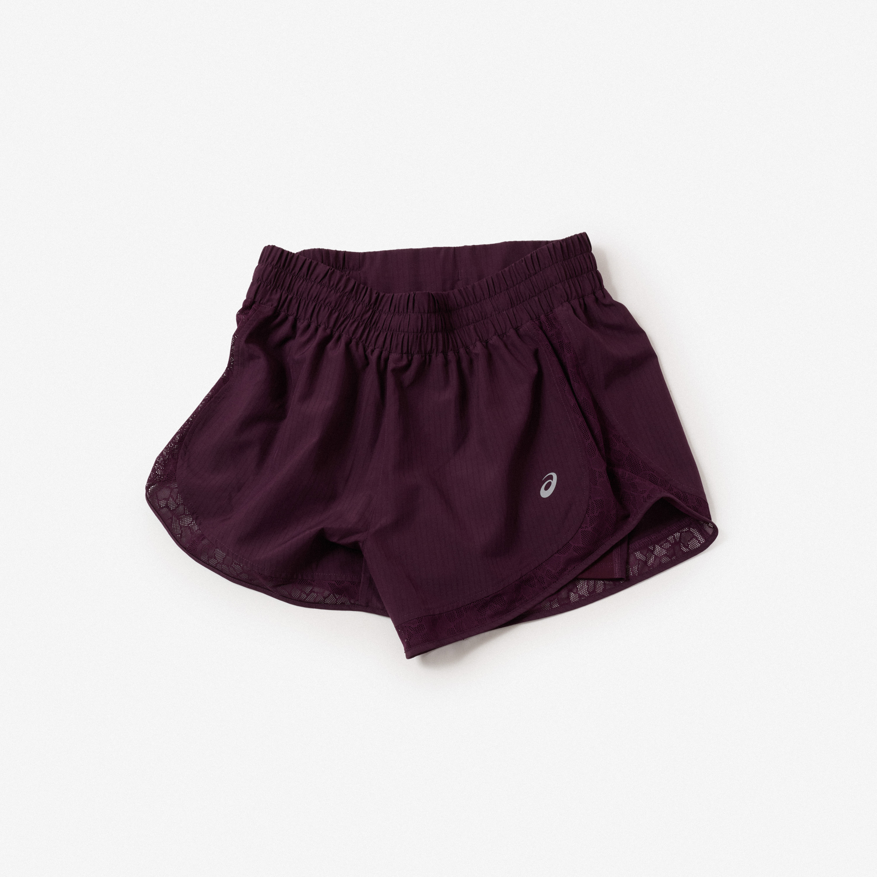 アシックスのショーツ