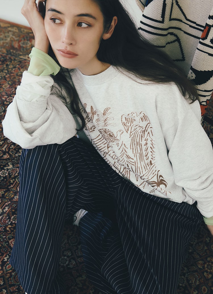 琉花がまとう、BAYFLOW × KAORU SATOのプレイフルな世界。